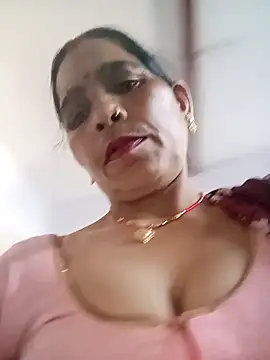 Snapshot of Indiangueen chatting on November 2025 10:37:02 AM Indiangueen online show from November 2025 10:37:02 AM