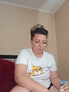 Gabrielaalialiali online show from May 2026 09:50:02 AM