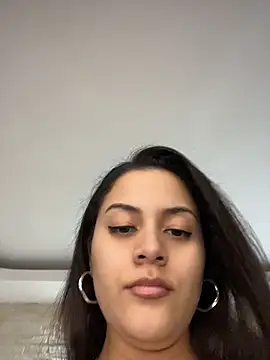 Snapshot of amellita-33 chatting on July 2026 05:34:01 AM amellita-33 online show from July 2026 05:34:01 AM