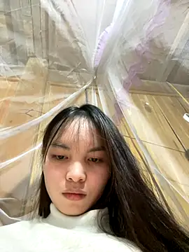 Snapshot of Tina_x chatting on November 2025 01:44:02 PM Tina x online show from November 2025 01:44:02 PM