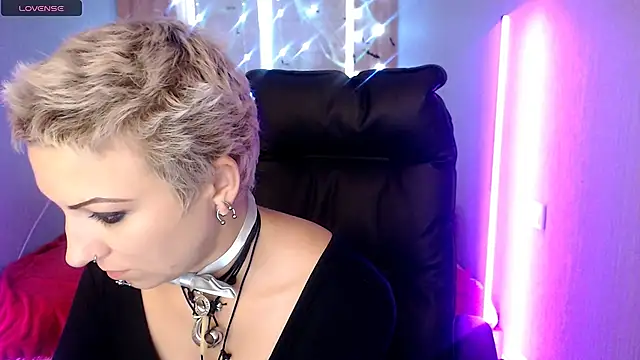 Sweet-n-Strong online show from November 2025 08:22:02 AM