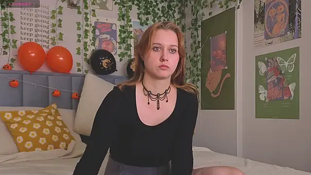 Charil Wilson online show from October 2025 04:24:02 AM