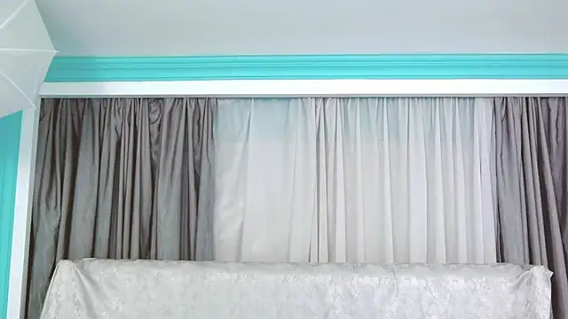 MargoLyons online show from November 2025 08:47:01 PM