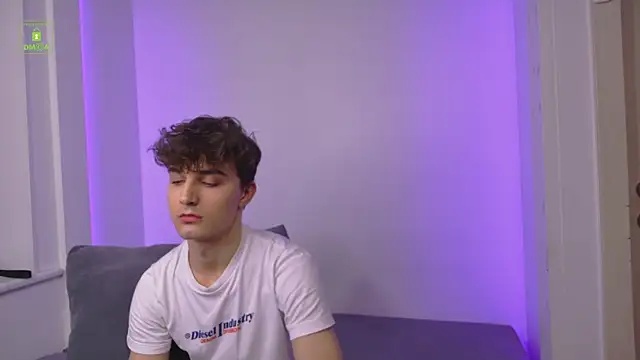 Richard steele hot online show from November 2025 03:23:02 PM