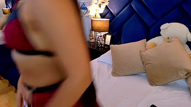 MilaeStone online show from November 2025 01:22:01 PM