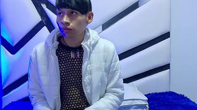 Snapshot of ALEXANDRO_BOVER chatting on November 2025 07:16:02 PM ALEXANDRO BOVER online show from November 2025 07:16:02 PM