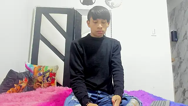 Snapshot of ALEXANDRO_BOVER chatting on November 2025 07:14:01 PM ALEXANDRO BOVER online show from November 2025 07:14:01 PM