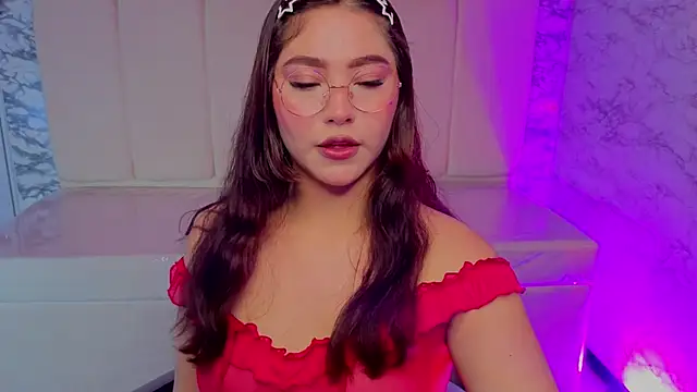 Afrodita Wild v online show from May 2026 01:19:01 PM