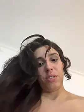 gigi333regi online show from February 2026 07:40:01 AM