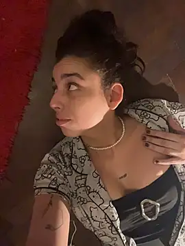 gigi333regi online show from March 2026 01:11:01 AM