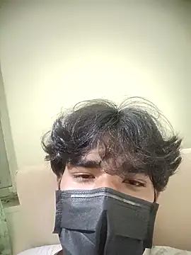 Snapshot of kriZ08 chatting on November 2025 05:37:01 PM kriZ08 online show from November 2025 05:37:01 PM