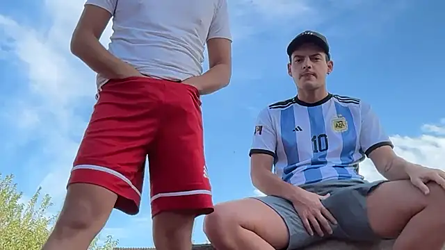 Snapshot of dylan-jacob12 chatting on February 2026 09:22:01 PM dylan-jacob12 online show from February 2026 09:22:01 PM