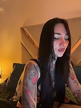 NinaHex online show from January 2026 02:21:01 PM