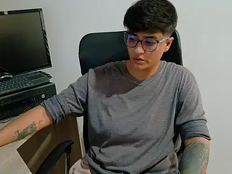 zarek boston online show from December 2025 11:27:02 AM