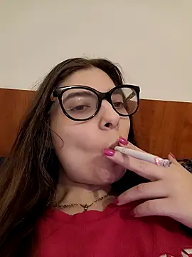 sweetbabygirlforyou online show from March 2026 08:43:01 AM