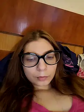 sweetbabygirlforyou online show from May 2026 01:05:02 PM