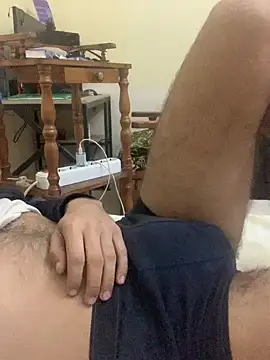 Unique-Man online show from April 2026 01:47:02 AM