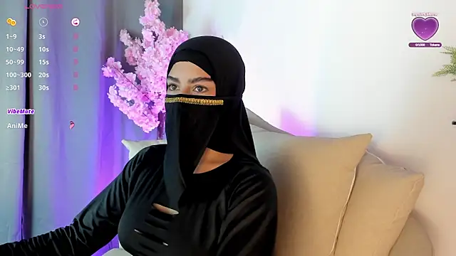 shaima   online show from November 2025 10:19:01 PM