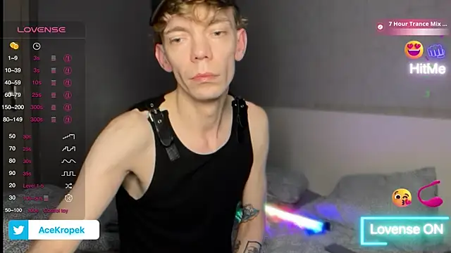 BrunoTwinkXXL online show from February 2026 11:58:01 PM