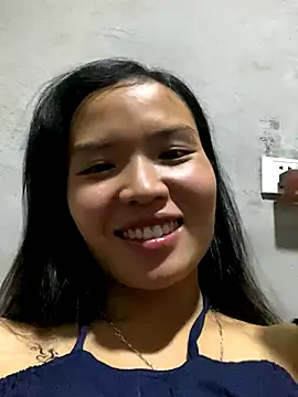 Yunzang online show from November 2025 12:02:02 PM