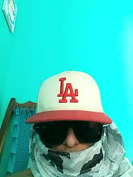 crazyyela online show from December 2025 09:43:02 PM