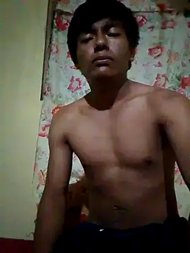 GuzzMiranda18 online show from November 2025 10:47:02 AM