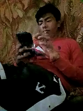 GuzzMiranda18 online show from December 2025 02:17:01 AM