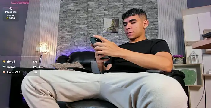 zack joness18 online show from April 2026 04:29:01 AM