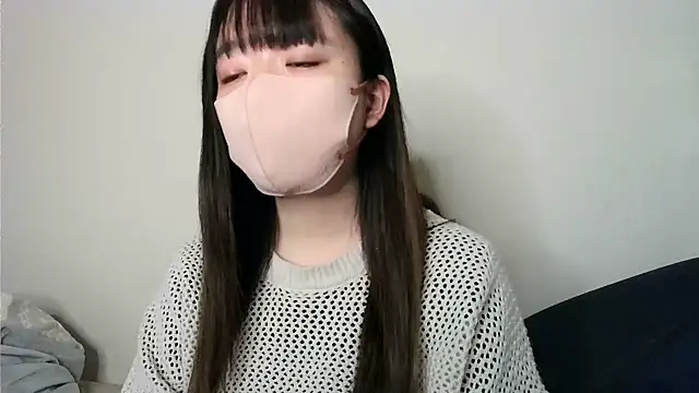 yua chan00 online show from November 2025 01:24:02 PM