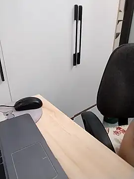 Snapshot of Tammy_meri chatting on December 2025 11:08:01 AM Tammy meri online show from December 2025 11:08:01 AM