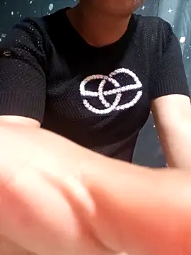 Phoena-a online show from March 2026 01:58:01 PM