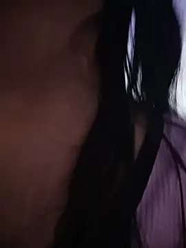 YeseniaRodriguez3 online show from May 2026 12:54:01 PM