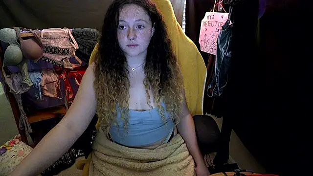 Snapshot of sugasunny04 chatting on January 2026 08:23:01 PM sugasunny04 online show from January 2026 08:23:01 PM