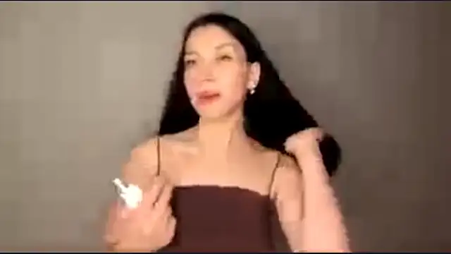 JoyHaisley online show from November 2025 08:22:02 PM