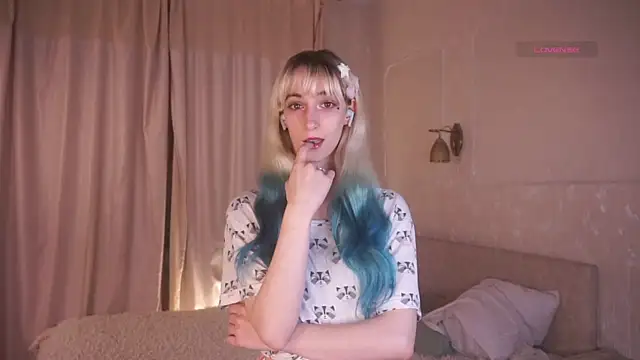 KarylNapper online show from November 2025 09:15:01 PM