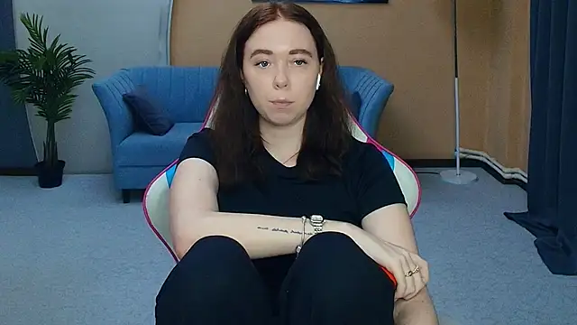 AddieOsler online show from May 2026 07:55:02 PM