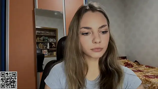 Snapshot of IlanaLafferty chatting on November 2025 04:10:02 PM IlanaLafferty online show from November 2025 04:10:02 PM