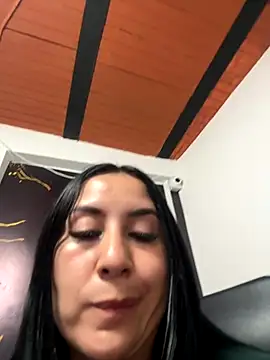 Snapshot of Dannybeplove chatting on November 2025 01:11:02 PM Dannybeplove online show from November 2025 01:11:02 PM