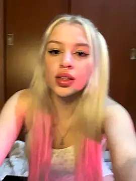 tiffanystarling online show from October 2025 12:02:02 AM