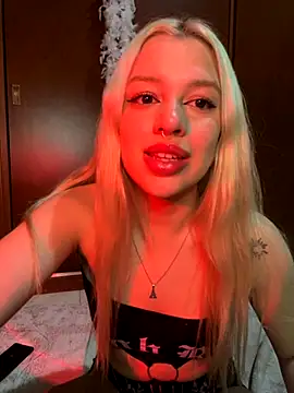 tiffanystarling online show from November 2025 01:27:01 AM