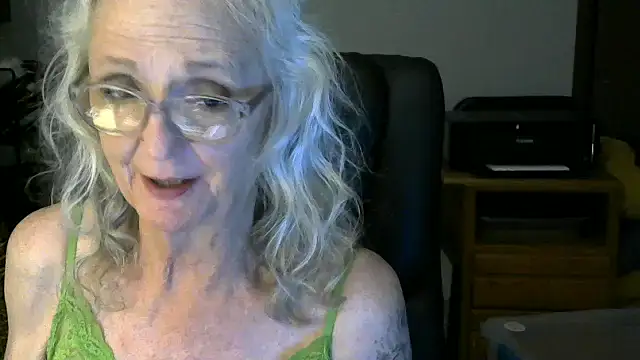 JoleneDelacroix online show from November 2025 04:21:01 AM