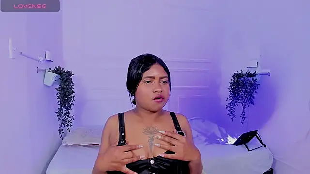 Anyelikluz91 online show from November 2025 04:15:02 AM