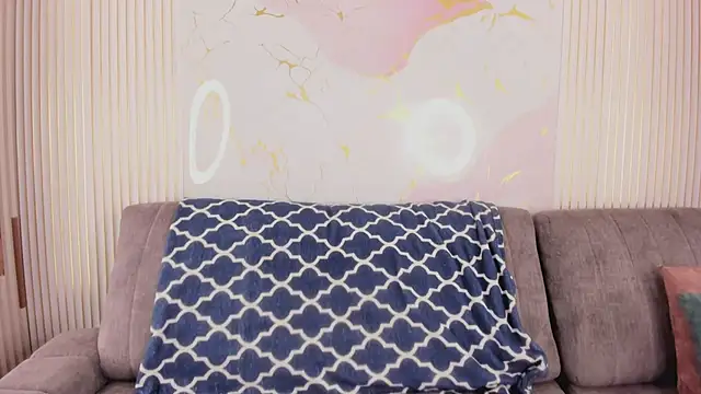 NhoanBrunette online show from March 2026 01:39:01 PM