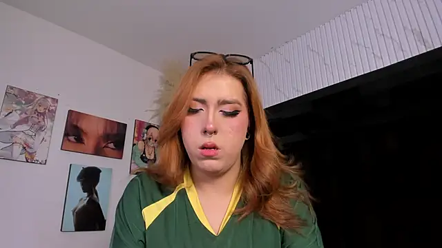 JanneBlossom  online show from May 2026 09:33:02 PM