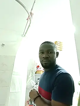 Snapshot of shoodly99 chatting on November 2025 02:12:01 AM shoodly99 online show from November 2025 02:12:01 AM