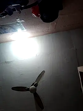 Snapshot of CUTE-GIRL-1 chatting on November 2025 04:50:01 PM CUTE-GIRL-1 online show from November 2025 04:50:01 PM