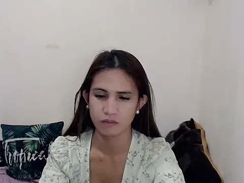 prettysam9 online show from December 2025 10:00:02 AM