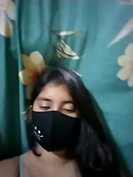 Hot-Rubyy online show from October 2025 06:03:02 PM