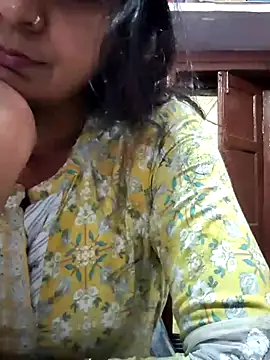 Hot-Rubyy online show from July 2026 10:35:01 AM