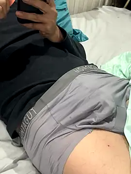 aiwanb online show from October 2025 04:55:01 PM